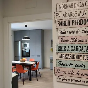 Acogedor, Céntrico Y Amplio Apartamento! 1 Apartamento Pamplona